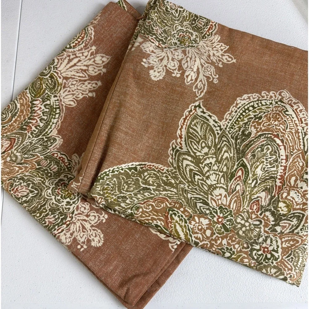 Pottery Barn Pillow Covers 2 Piece Linen Blend 24X24 Brown Floral Medallion BoHo